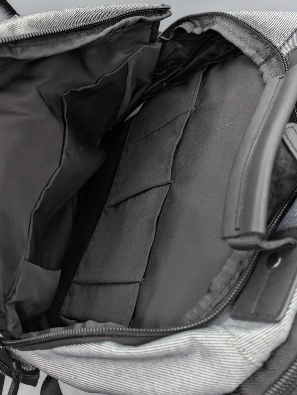 Kenneth Cole Reaction Large $79.99 Gray Polyester Travel Backpack